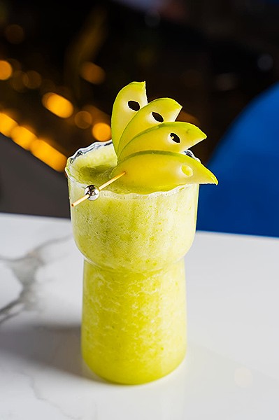 Apple and lemon smoothie